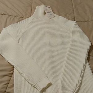 Zara turtle neck sweater Large White